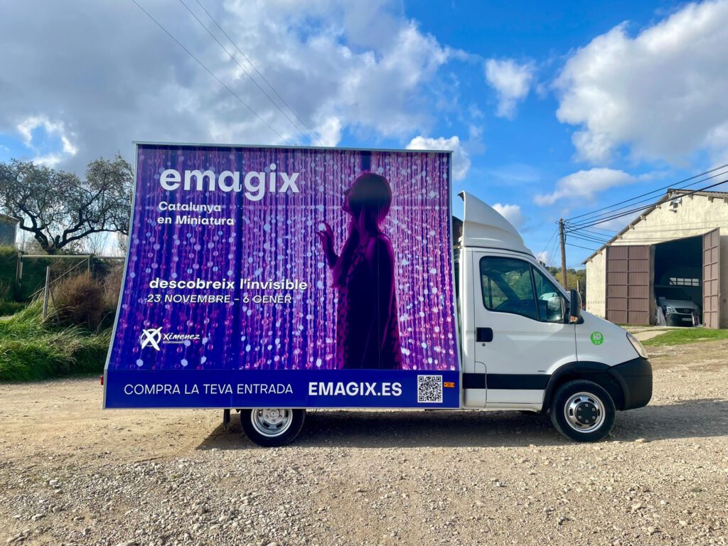 Camión ola publicitario